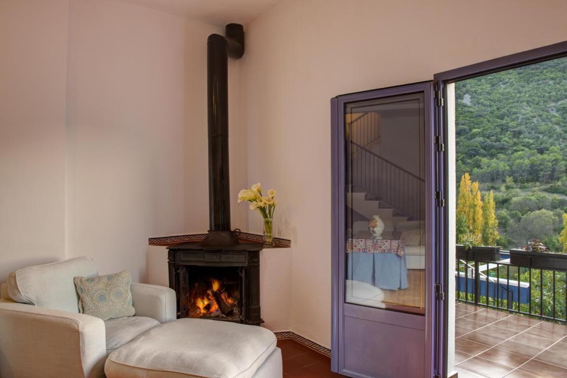 Stunning Home Benamahoma 4 Bed - Sierra Grazalema ภายนอก รูปภาพ